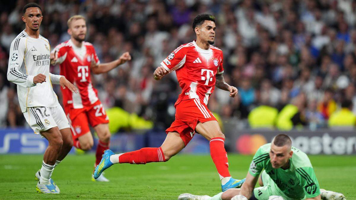El delantero del Bayern Munich Luis Díaz celebra tras marcar el primer gol de su equipo ante el Real Madrid, en el partido de ida de los cuartos de final de la Liga de Campeones, efectuado el 7 de abril de 2026 en Madrid, España.