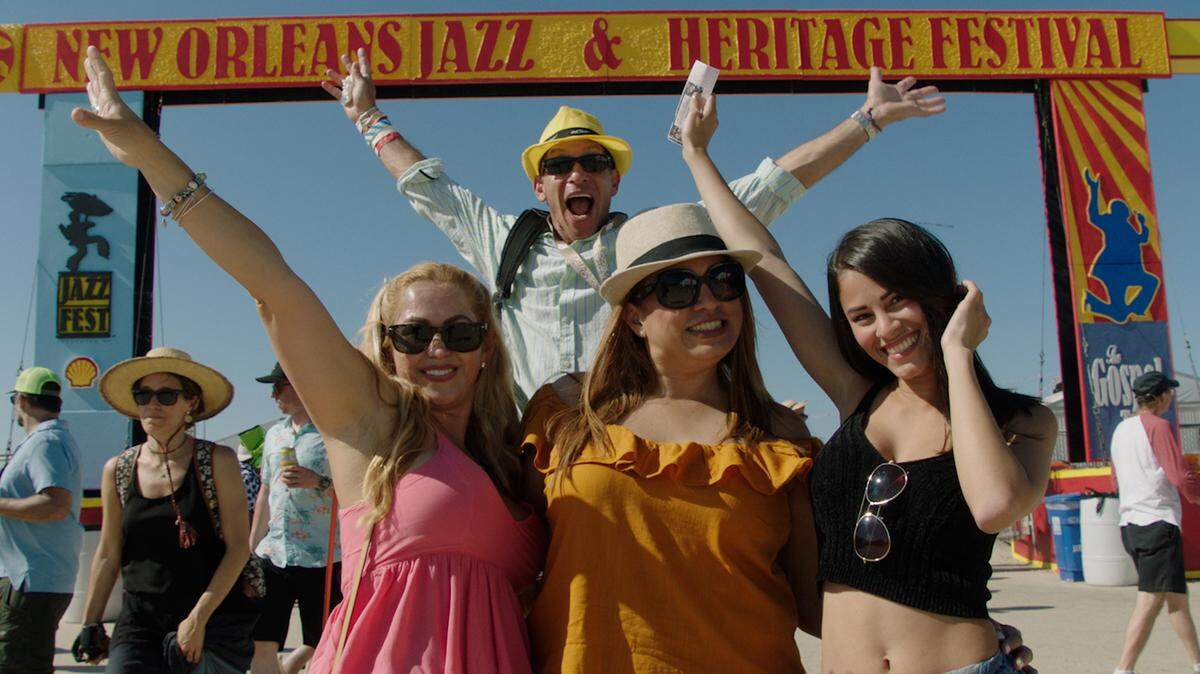 Coral Gables Art Cinema estrena el viernes ‘Jazz Fest: A New Orleans Story’ (2022). El New Orleans Jazz & Heritage Festival es un evento que celebra la música, la comida, las artes y artesanías de todo Luisiana desde 1970.
