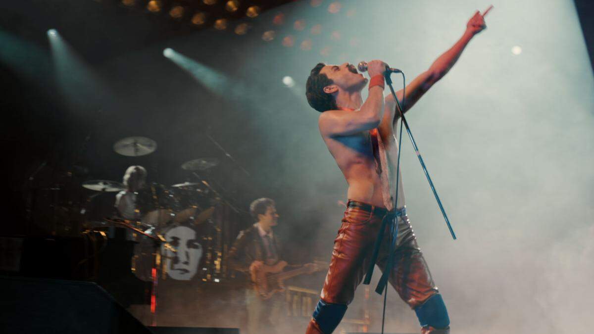 En Coral Gables Art Cinema 'Bohemian Rhapsody' (2018) que sigue la vida de Freddie Mercury, líder del grupo de rock inglés Queen. Película biográfica que estuvo en desarrollo durante 10 años y que celebra la música y el legado de un artista genial.&nbsp;