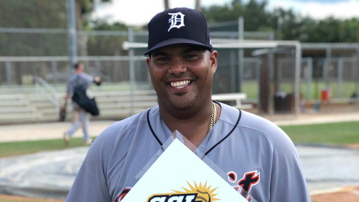 Nadie estudió tanto el béisbol como Brayan Peña.