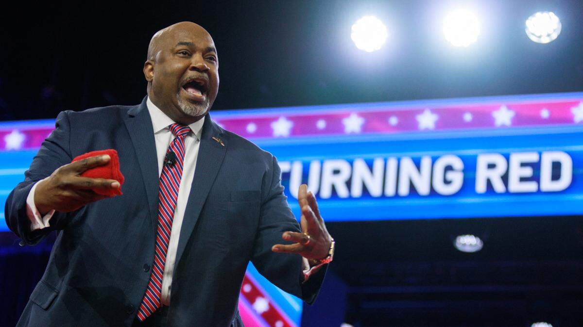 Mark Robinson, vicegobernador de Carolina del Norte, habla en la Conferencia de Acción Política Conservadora (CPAC) en National Harbor, Maryland, el 22 de febrero de 2024.