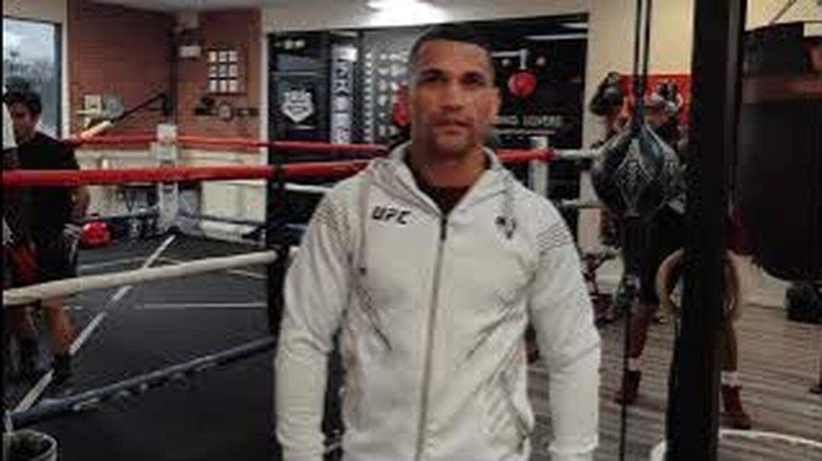 El cubano Orestes Velázquez estará presente este sábado en la cartelera de Boxlab Promotions, que llegará a todo el mundo por la pantalla de DAZN desde el Hotel Caribe Royale de Orlando.