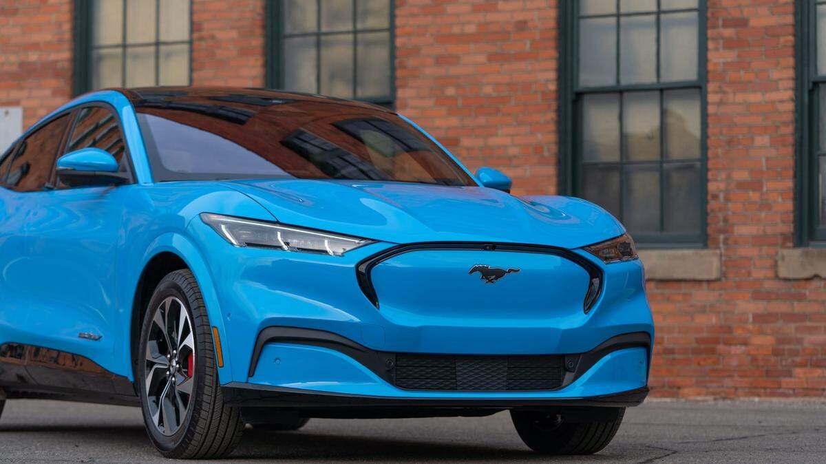 Un modelo Mustang Mach-E 4X 2021 fuera de la planta Ford Piquette Avenue en Detroit el 14 de enero de 2021.