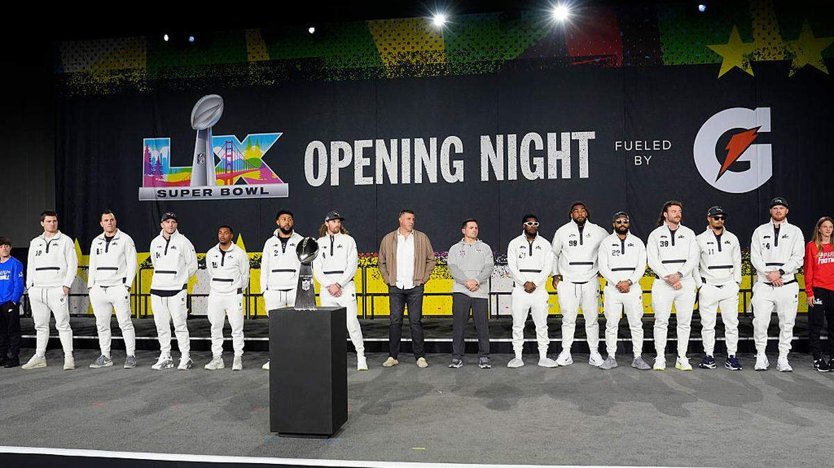 Miembros de los Patriots de New England y los Seahawks de Seattle participan en la Semana del Super Bowl LX, el 2 de febrero de 2026 en el Centro de Convenciones McEnery de San José, California. 