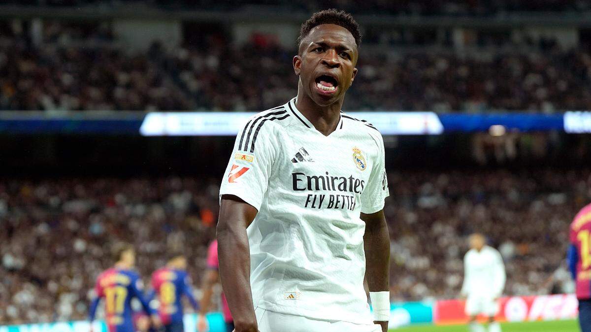 El brasileño Vinicius emerge como el gran favorito para convertirse en uno de los futbolistas más jóvenes en ganar el Balón de Oro, galardón que será otorgado mañana lunes en París.