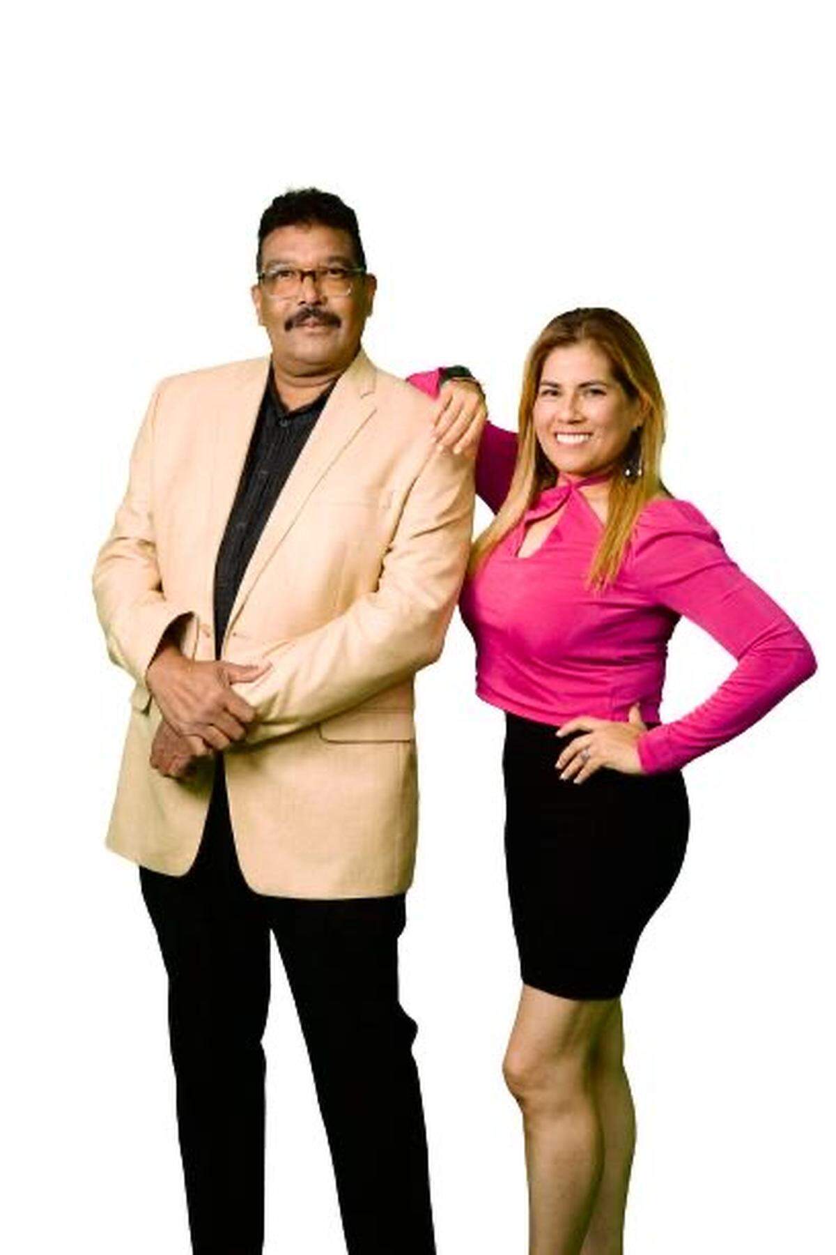 Rubén Reyes y Janet Seminario-Palacios conducen ‘El sabor de la noche’.