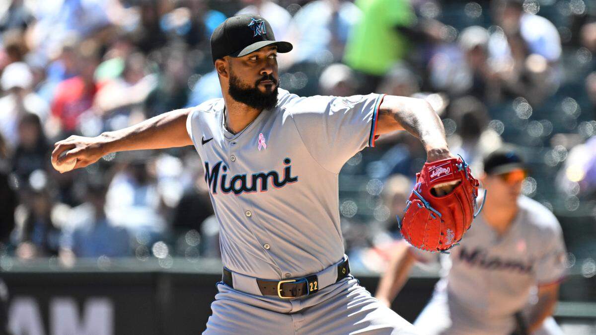 El récord 2-5 y la efectividad de 8.10 de Sandy Alcántara muestra muy claro que el as de la rotación de los Marlins no acaba de entrar en un carril adecuado para expresar su talento.