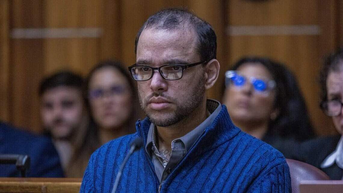 Comienza juicio contra hombre acusado de matar a su esposa y sus dos hijas con una bolsa de plástico
