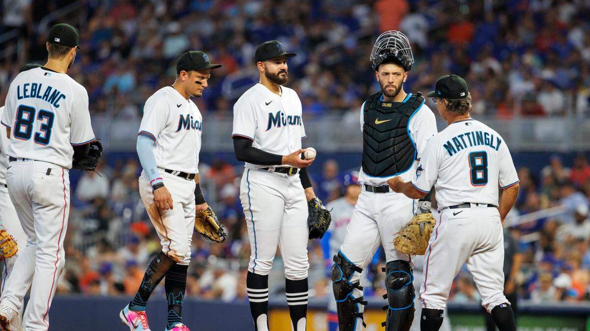 Identidad. Quizá sin desearlo, Don Mattingly describió con una palabra el gran problema de los Marlins: ¿quiénes son y a qué juegan? para responder a una pregunta de los periodistas que habitualmente se reúnen con el manager de Miami antes del comienzo de los partidos.