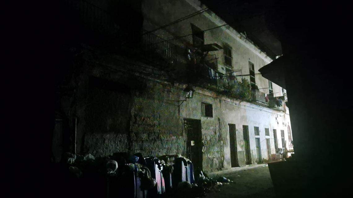 Foto de archivo del 20 de octubre de 2024 muestra un apagón en La Habana, Cuba.