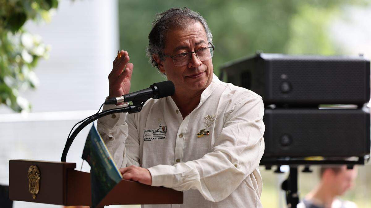 Foto de archivo. Cuatro miembros del Clan del Golfo murieron en el primer bombardeo ordenado por el presidente colombiano Gustavo Petro contra ese cartel del narcotráfico. 