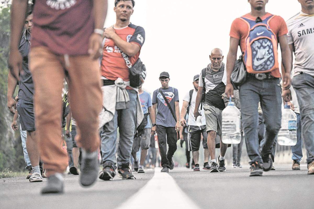 En el país mexicano preocupan las deportaciones masivas prometidas por Trump porque cerca de la mitad de los 11 millones de indocumentados en Estados Unidos son mexicanos.