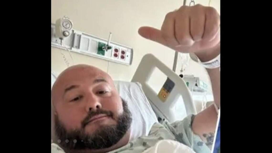 Tiburón ataca a un hombre que pescaba en un banco de arena en los Cayos de Florida