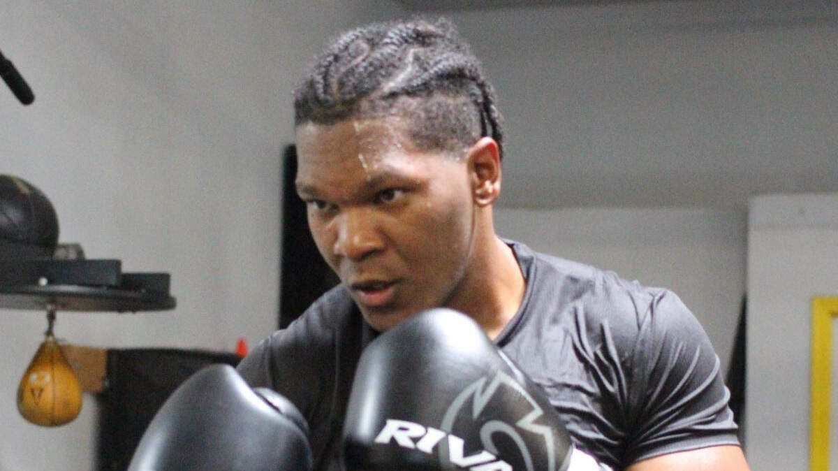 El invicto pesado cubano Dainier Peró busca dar otro paso firme hacia la pelea por el título mundial este 20 de febrero en el Caribe Royale Resort en Orlando. 