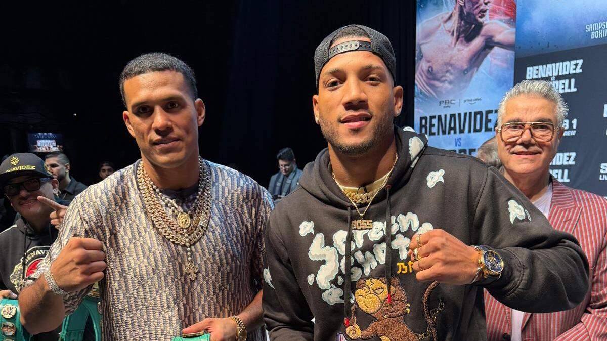 El primer cara a cara entre David Morrell (der.) y David Benavídez fue tan intenso que trajo una renovada atención a esta gran pelea, que tendrá lugar el 1ro de febrero en la T-Mobile Arena de Las Vegas.