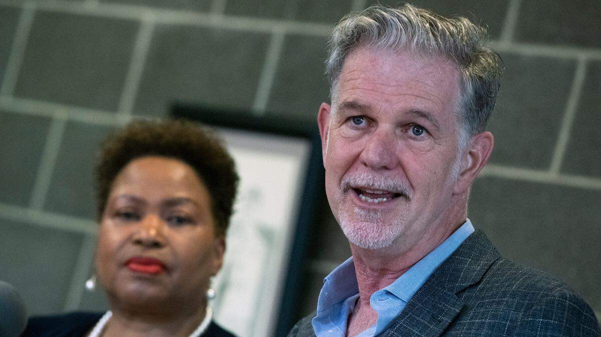  El cofundador de Netflix y uno de los mayores donantes del Partido Demócrata de Estados Unidos, Reed Hastings, pidió este miércoles la renuncia del presidente Joe Biden como candidato a la Casa Blanca en las próximas elecciones.