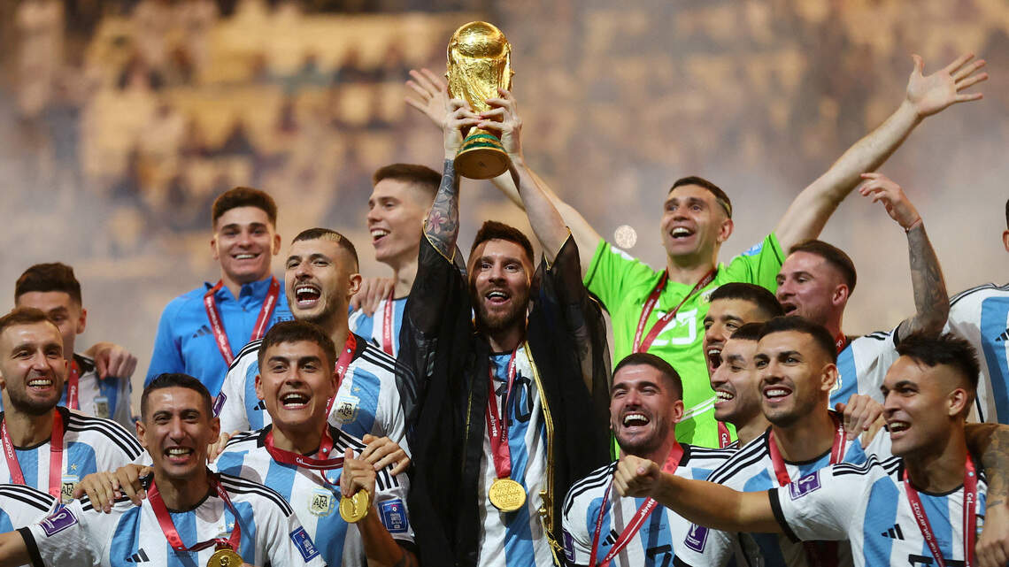 El adiós que nadie quiere ver: Messi juega su último partido con Argentina que prepara una despedida histórica
