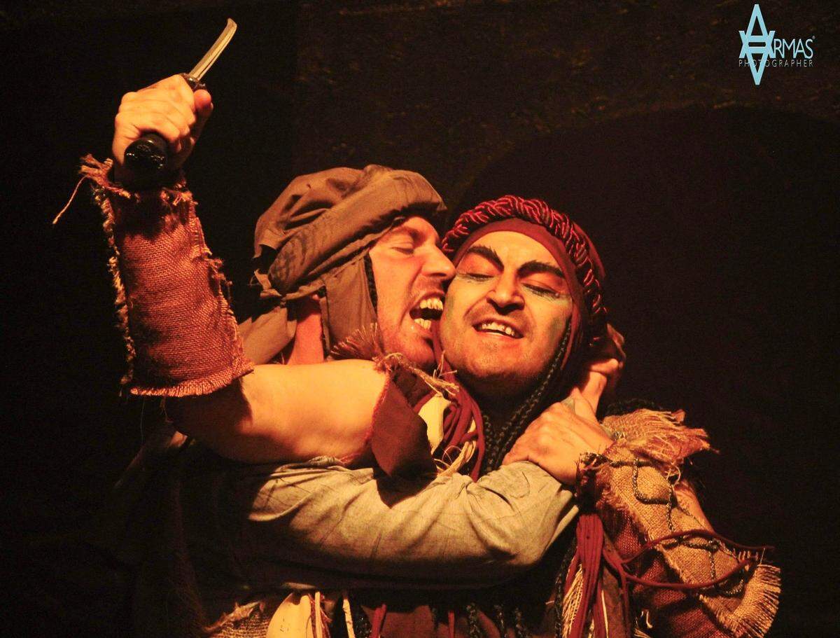 Rei Prado y David Ponce en una escena de ‘Divinas palabras’.