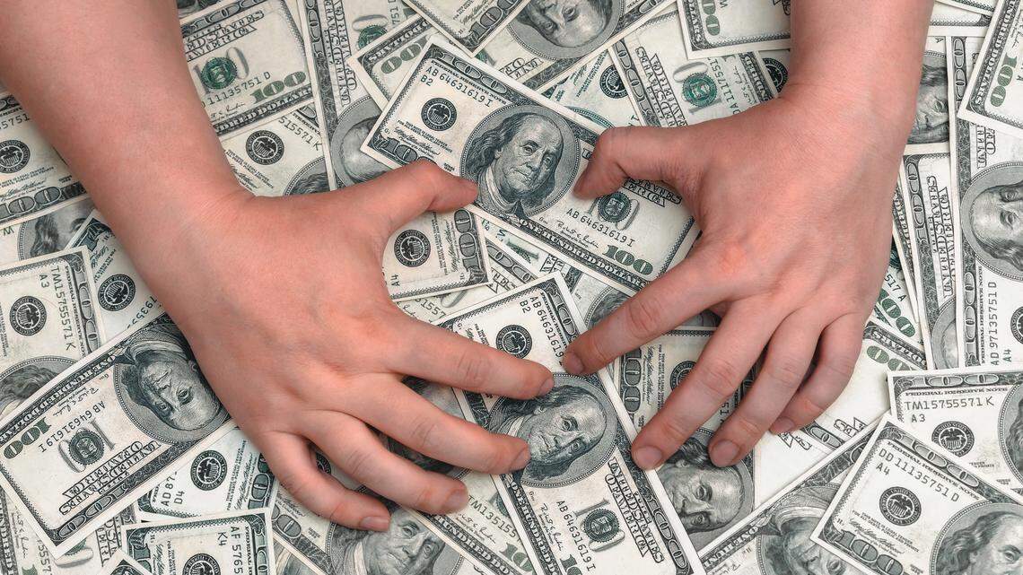 Lottery player scores six-figure prize in Western WA. See where ticket was sold