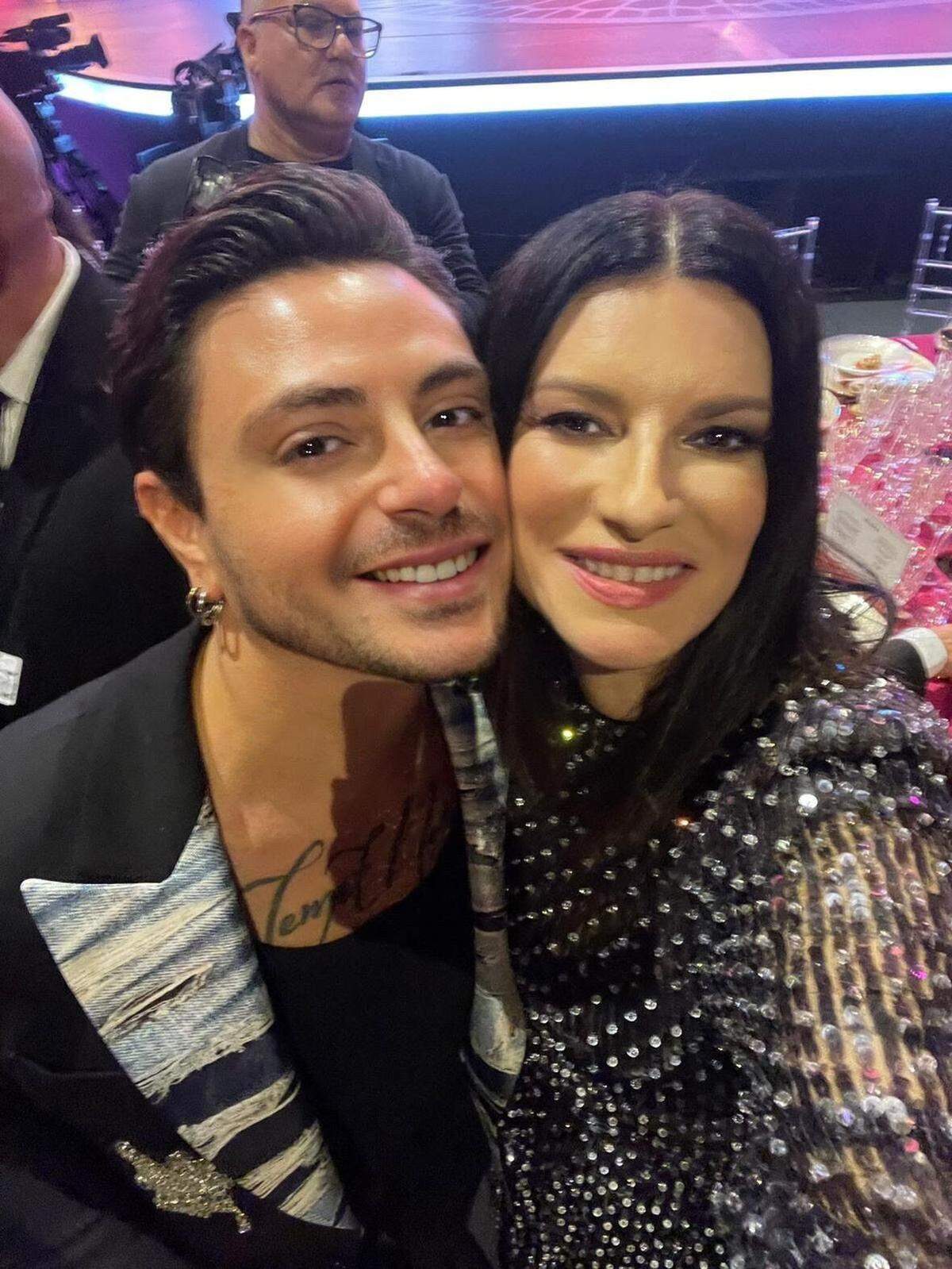 Virginio y Laura Pausini.