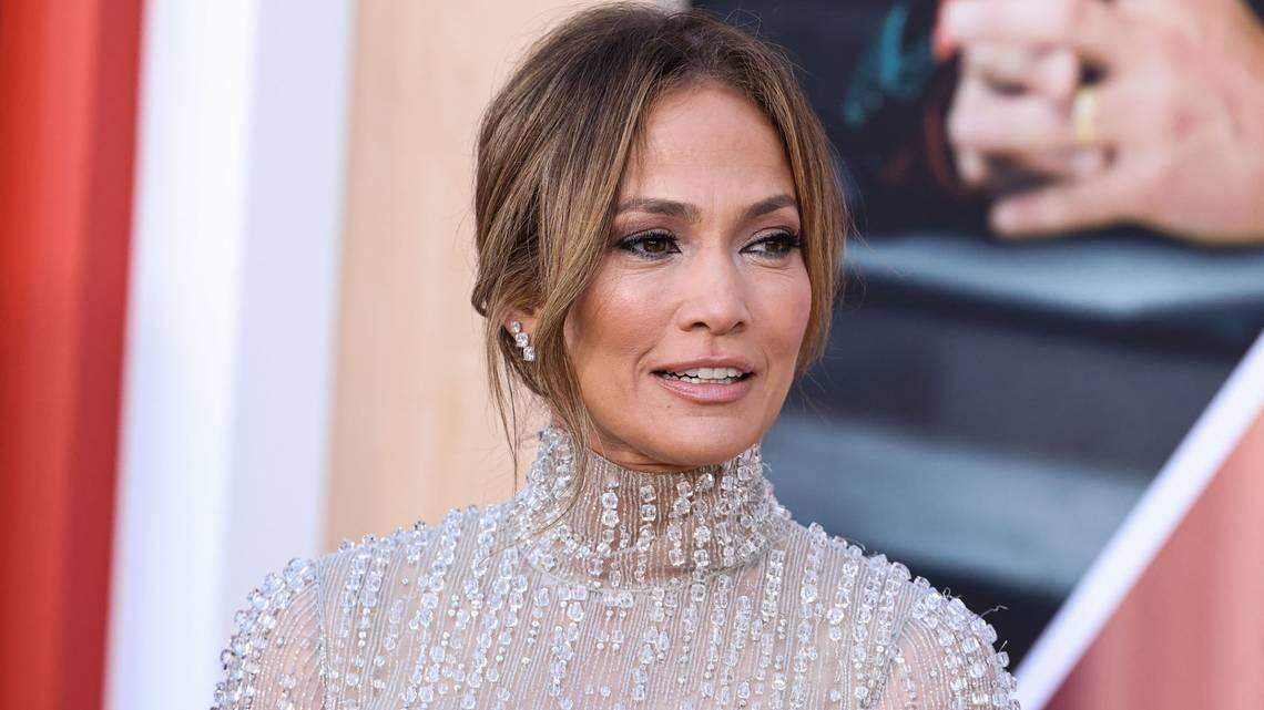 ‘¡Ya salió el secreto!’ No todo el mundo está contento con el último proyecto de Jennifer López