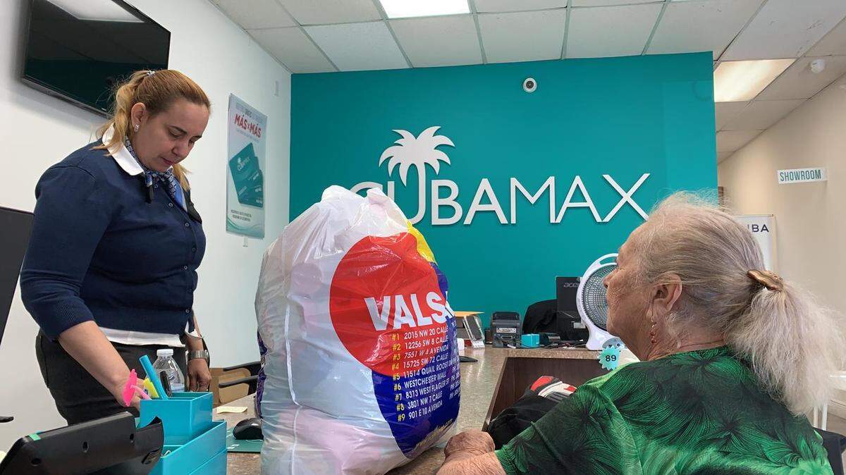 La agencia Cubamax con sede en Hialeah, Miami, confirmó la suspensión temporal de remesas a Cuba.