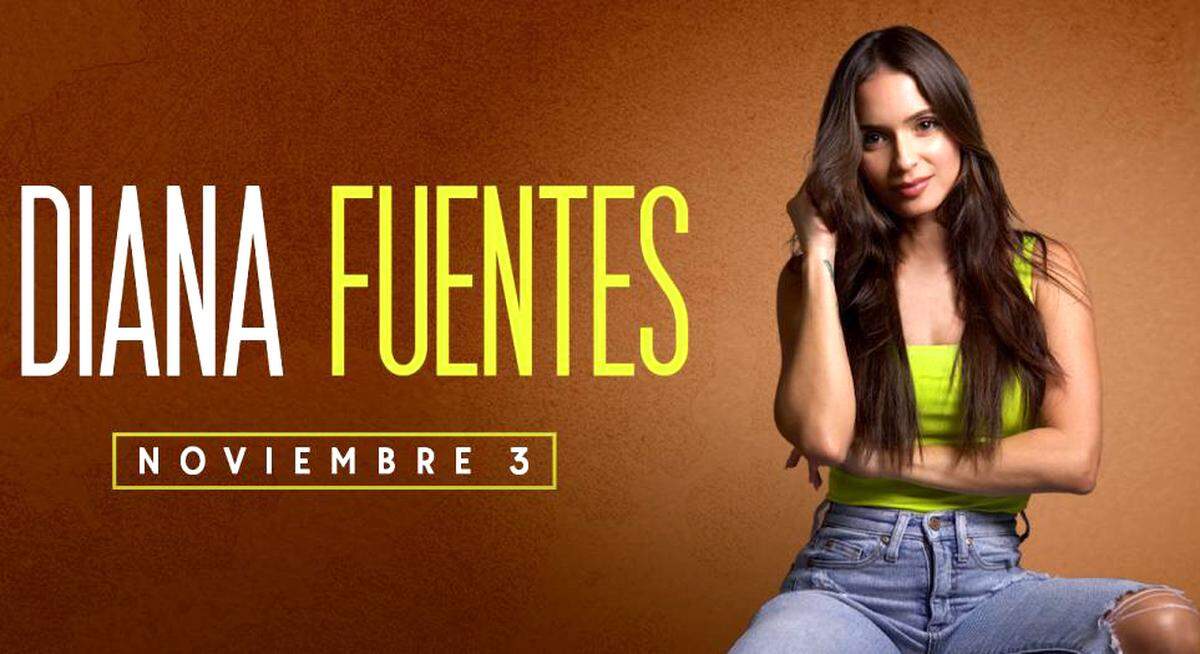 Diana Fuentes en concierto en el Flamingo Theater Bar.
