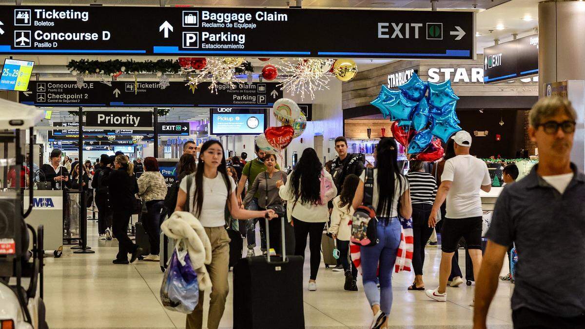 Quienes reciben el permiso ESTA, pueden viajar a EEUU por dos años, durante los cuales pueden realizar múltiples visitas sin volver a solicitar la autorización.