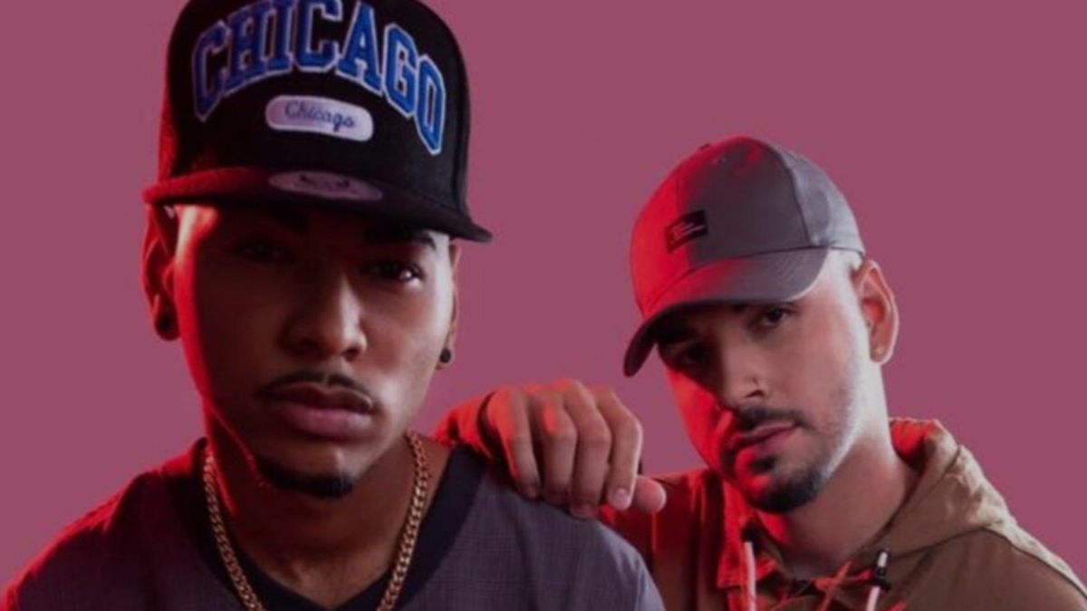 Johayron aun vive en Cuba y solo está en Estados Unidos con una visa de trabajo. Charly llegó a Miami en marzo del año pasado.