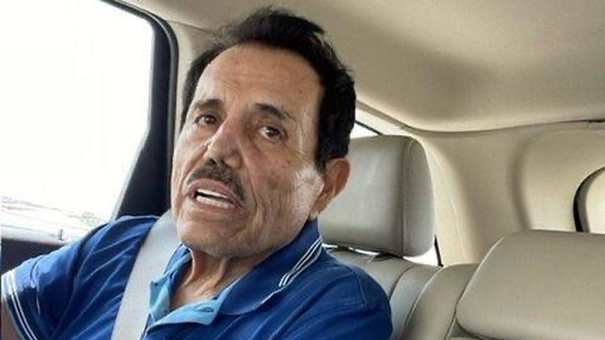 Una foto del legendario narcotraficante mexicano Ismael “El Mayo” Zambada tras su espectacular arresto en Estados Unidos. 