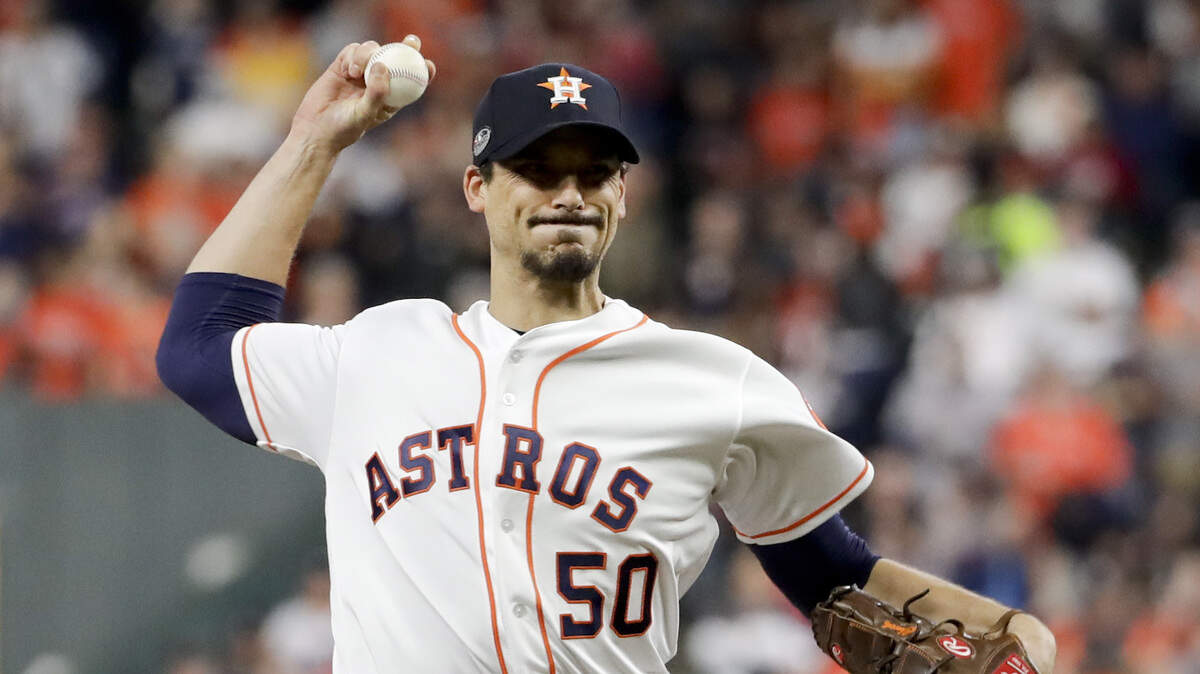 Charlie Morton se incorporó a los Rays con un convenio por dos años y $30 millones, luego de lanzar la pasada temporada con los Astros de Houston.