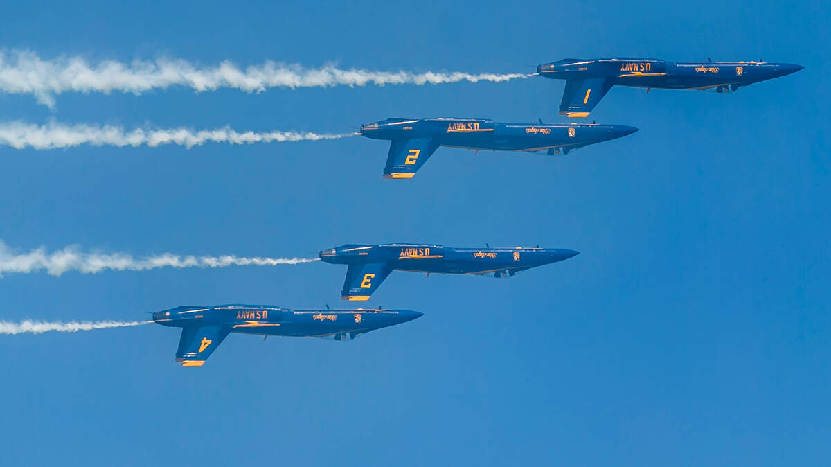 Los Blue Angels de la Marina de los EEUU sobrevuelan Miami Beach durante el Hyundai Air & Sea Show 2019 el sábado 25 de mayo de 2019.