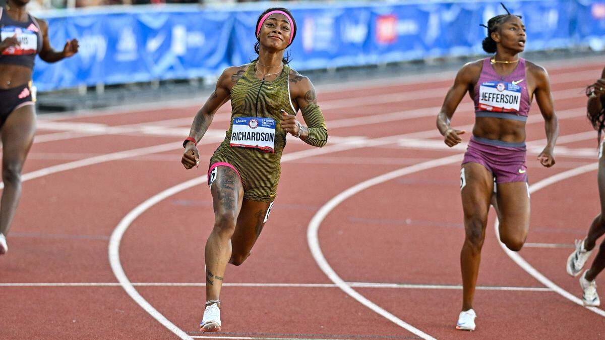 En julio de 2021, la velocista estadounidense Sha´Carri Richardson, quien se ha coronado por sus marcas en varias ocasiones como la mujer más rápida del mundo, fue suspendida por usar cannabis para aliviar su pena por la muerte de su madre y se perdió los Juegos Olímpicos de Tokio.