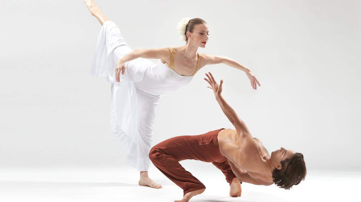 Samantha Hope Galler y Ariel Rose en “Diversion of Angels”, coreografía de Martha Graham que formará parte del programa “Modern Masters” del Miami City Ballet en febrero de 2023. 