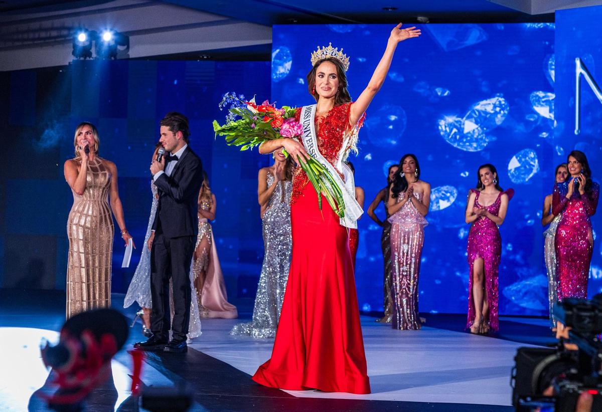 Marianela Ancheta fue coronada Miss Universe Cuba el 26 de septiembre en el Milander Center de Hialeah. Su deseo ahora es que sus seguidores le den su voto para ser elegida entre las semifinalistas al certamen mundial que se celebra en México el 16 de noviembre.