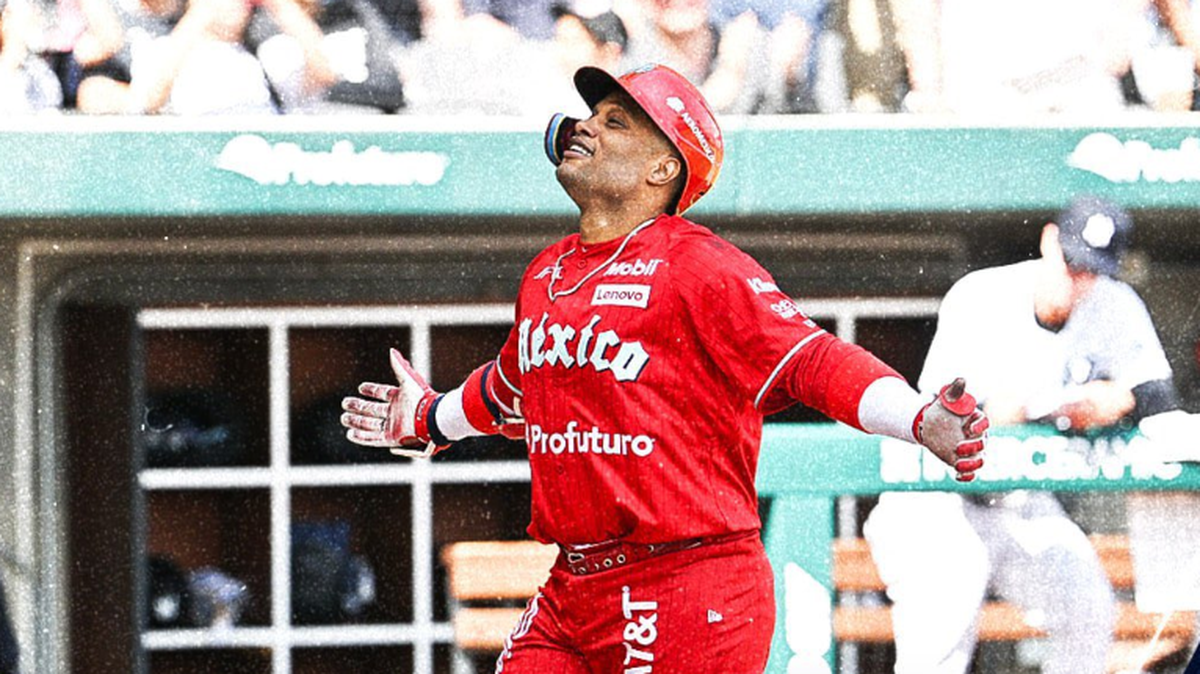 Robinson Canó conectó un jonrón y tuvo dos empujadas el domingo para liderar la victoria de los Diablos Rojos de México 4-3 ante los Yankees de Nueva York en el primero de dos juegos de exhibición en Ciudad de México.