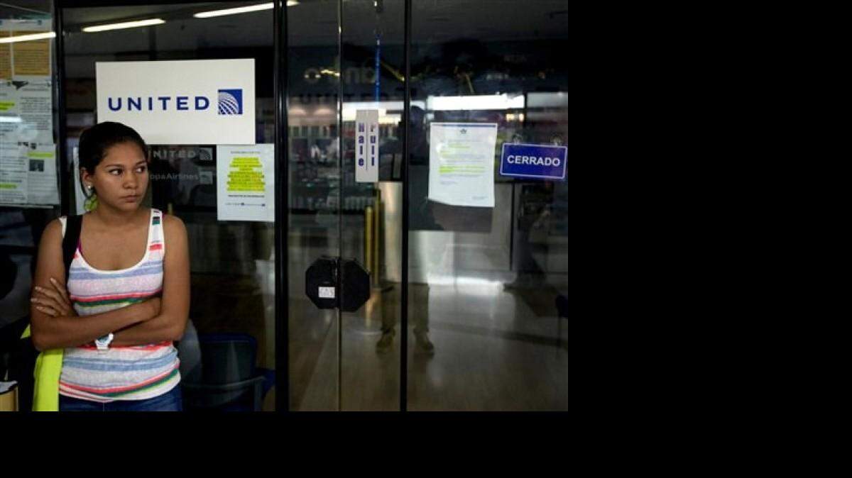 Oficina de United en Caracas, cerrada. AP-Archivo