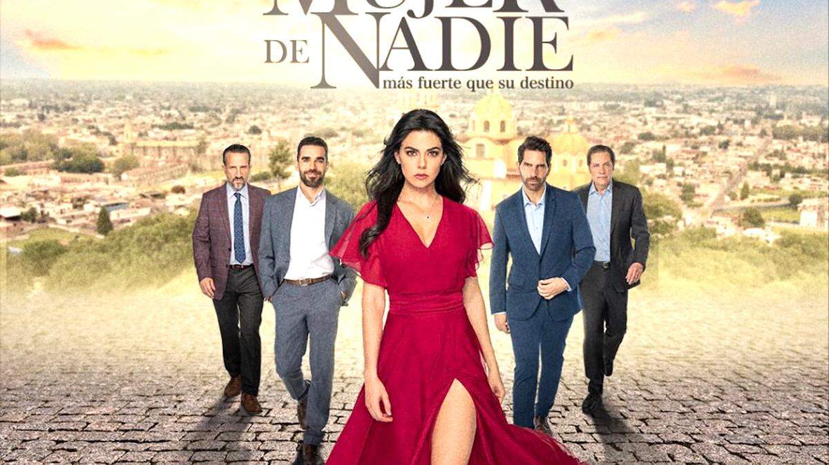 Livia Brito, Marcus Ornellas, Arap Bethke, Plutarco Haza y Roberto Soto.