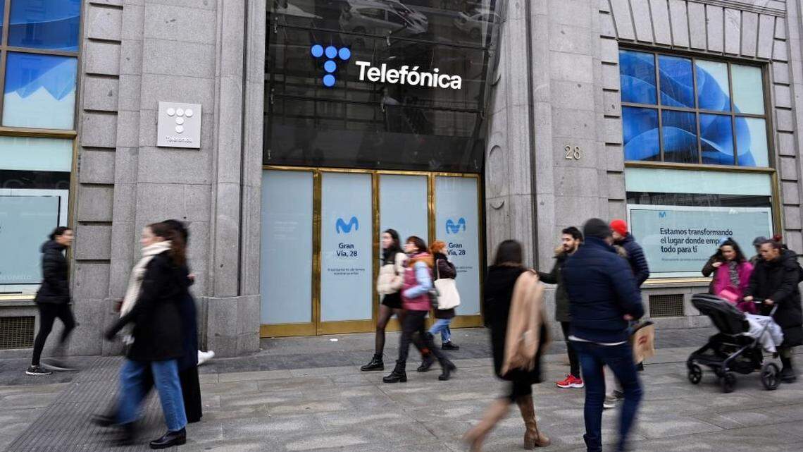 Telefónica cierra un ciclo de más de 20 años en Colombia con venta de activos a Millicom