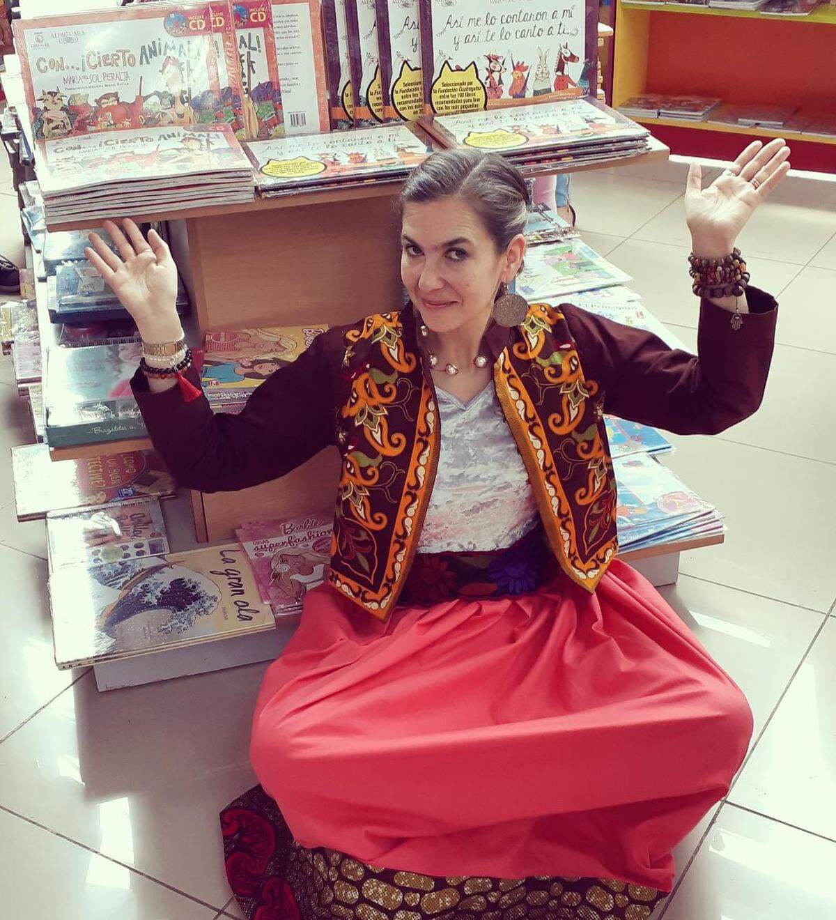 María del Sol Peralta, cantante, autora y directora del grupo musical Cantaclaro.