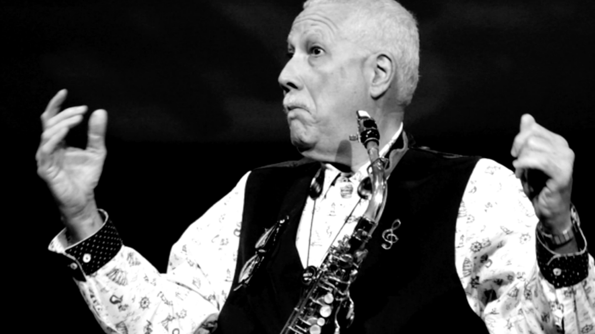 Paquito D’Rivera se emociona al referir los momentos de su vida cuando fue humillado y castigado por la burocracia castrista.