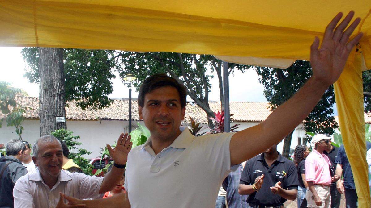 Foto de archivo del 27 de septiembre de 2010 que muestra a Carlos Ocariz cuando era el alcalde del municipio Sucre, en el estado, Miranda, Venezuela.
