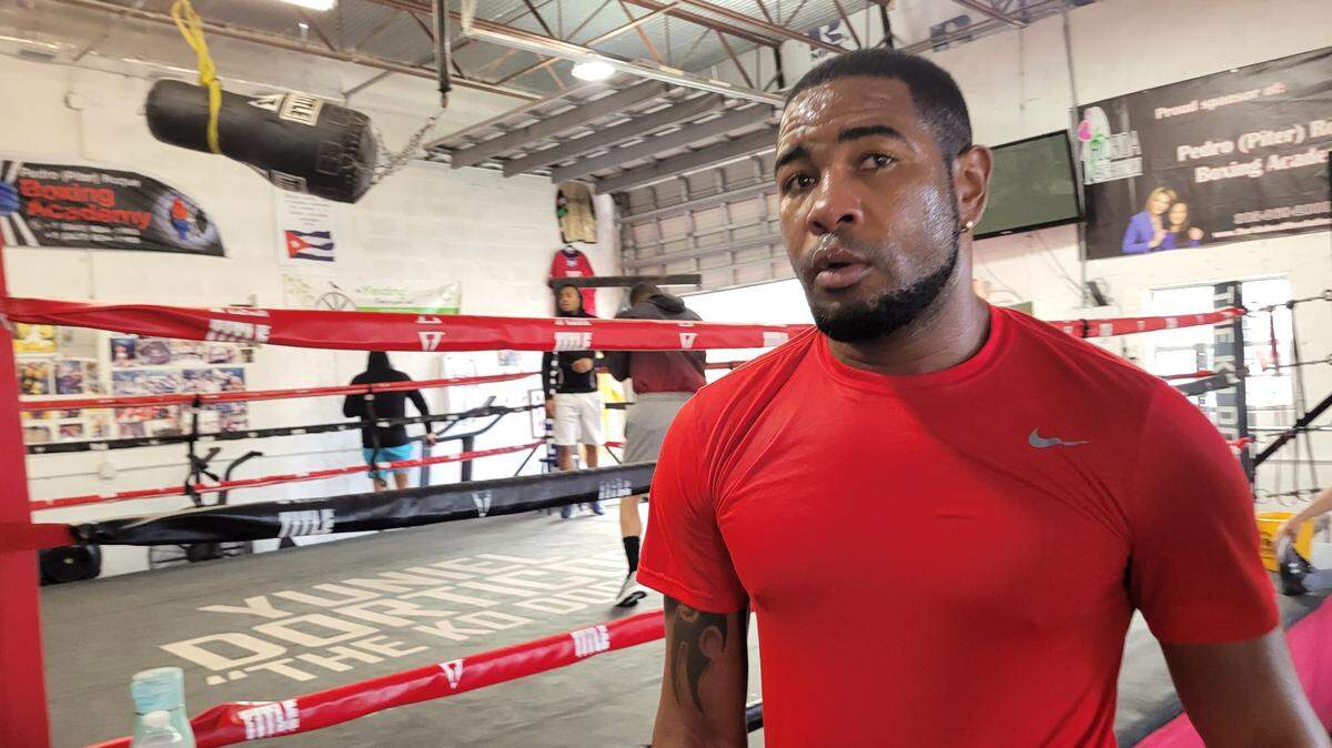 Yuniel Dorticós está más cerca que nunca de pelear por un título mundial. 