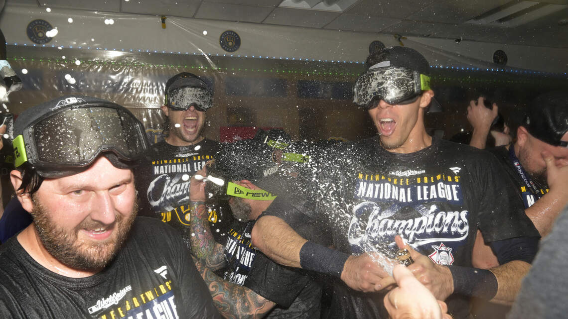 Paliza inesperada: los Cerveceros barren a los Dodgers y jugarán su primera Serie Mundial en 44 años