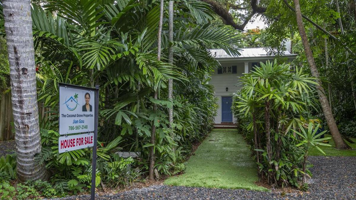 Una casa antigua a la venta en Coconut Grove, Miami, el 6 de julio del 2022.