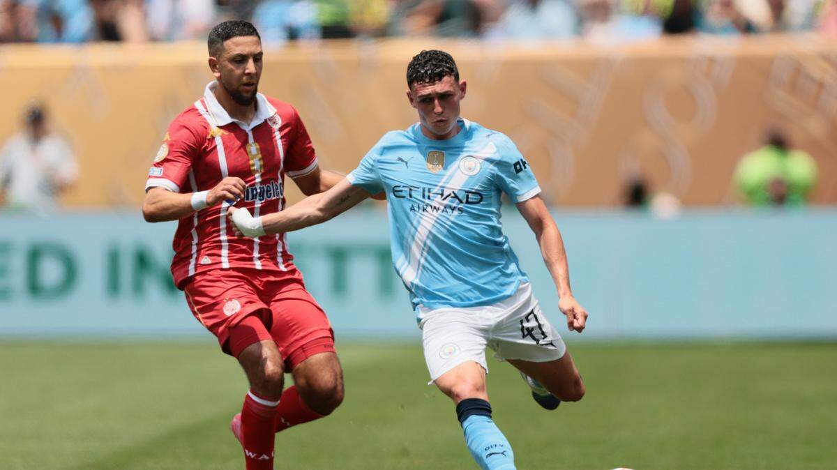 Con un once titular moldeado con caras nuevas, el Manchester City entró en escena en el Mundial de Clubes este miércoles con una victoria 2-0 sin tropiezos contra el Wydad Casablanca en Filadelfia.