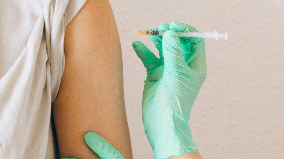 La vacuna del herpes zóster y el mapa del envejecimiento biológico | Opinión