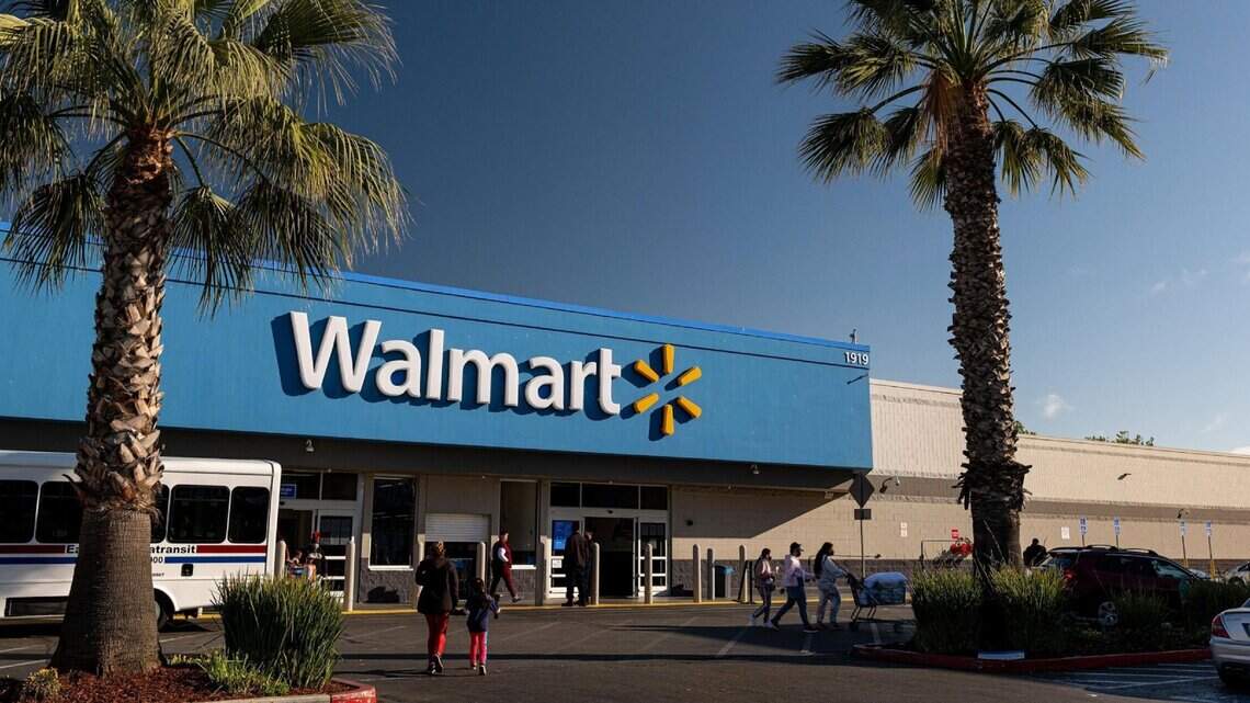 Cops: Broward, Florida Walmart customer shot dead by worker | Miami Herald