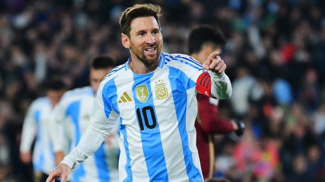 El capitán de Argentina Lionel Messi, en una foto del 4 de septiembre en Buenos Aires, anotó un gol y dio una asistencia en el triunfo ante Angola en Luanda este 13 de noviembre de 2025 en un partido amistoso.