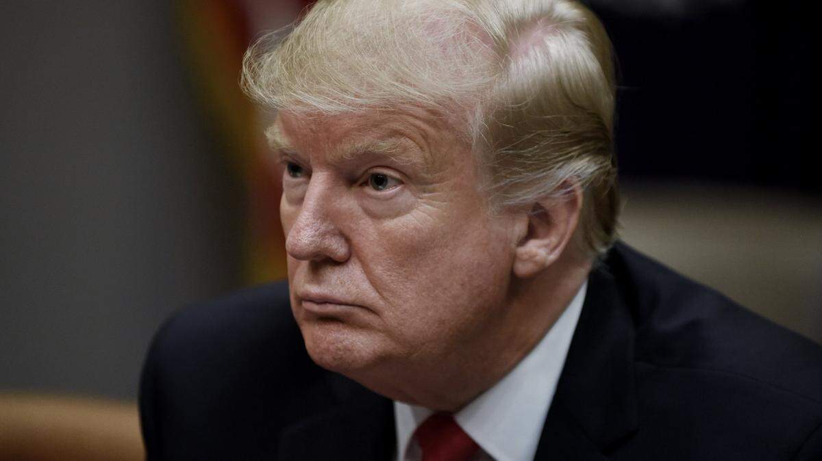 El presidente Donald Trump participa en una mesa redonda con pastores hispanos en la Sala Roosevelt de la Casa Blanca, el 25 de enero de 2019 en Washington, D.C.